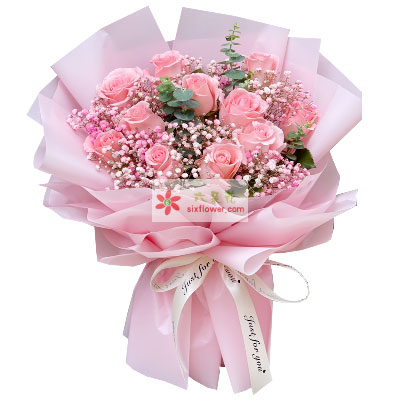 第一次見女孩送花送多少_送花女孩子會開心嗎_送花女孩子