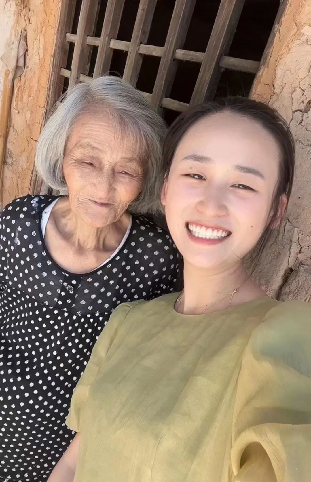 送給奶奶的花_送給奶奶花比較實用一點的禮物_送給奶奶花看圖寫話